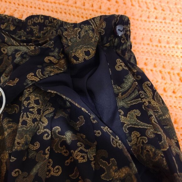 Rena Brown for Saville Petite Ladies 2 piece Top and Skirt. Ladies size 10P - Picture 8 of 10